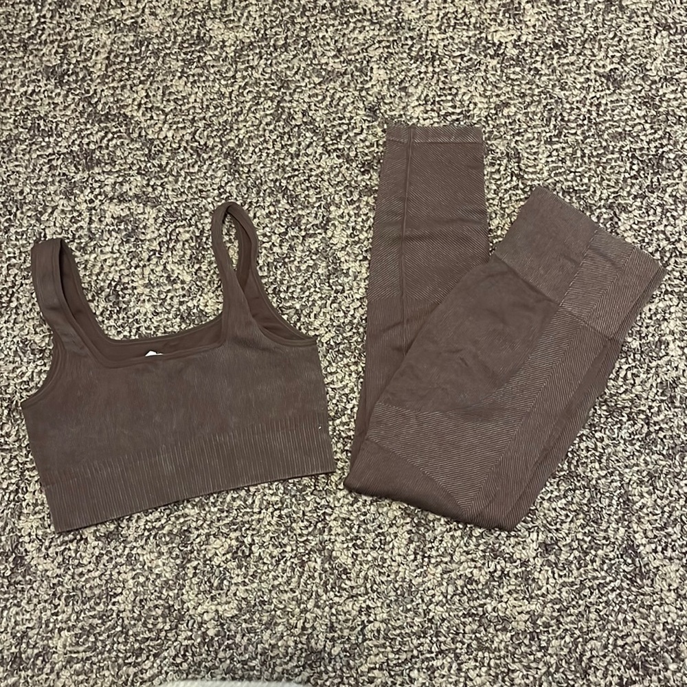 JOYLAB women’s high rises ribbed seamless 7/8 leggings  and cropped tank set